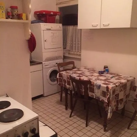 Pensión Lefebvre 2*