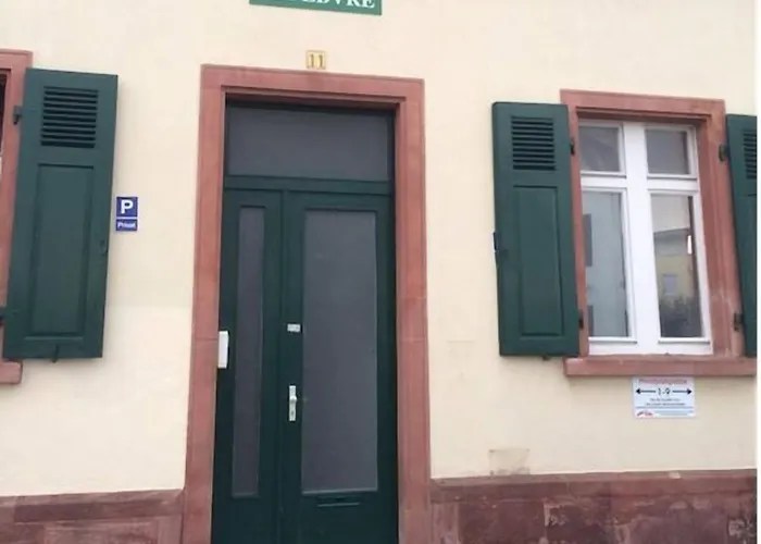 ペンション ルフェーブル 2*