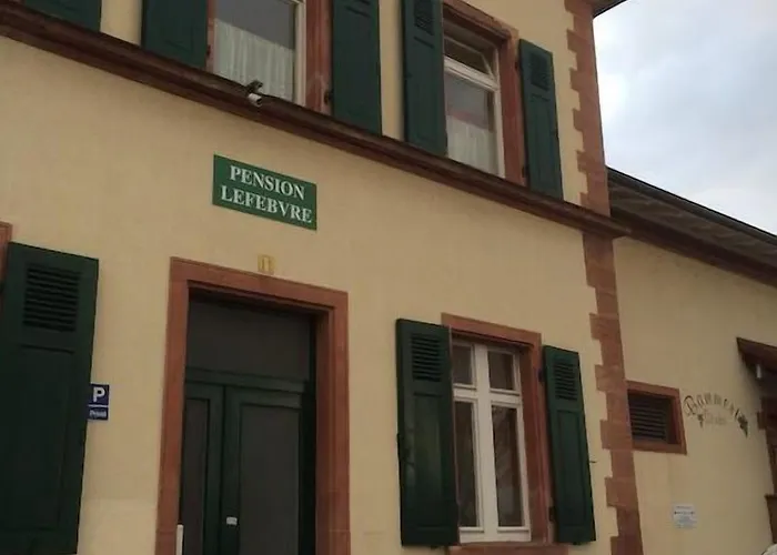 ゲストハウス ペンション ルフェーブル ヴァイル・アム・ライン