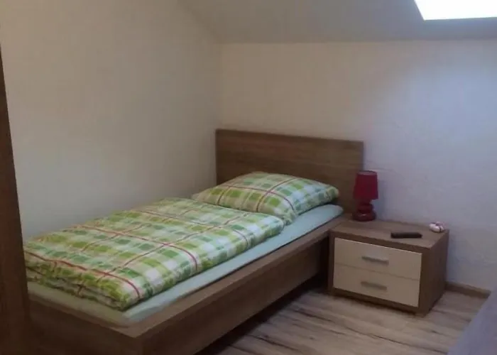 ゲストハウス ペンション ルフェーブル